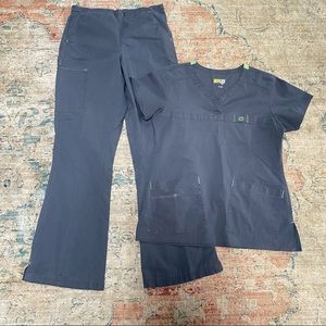Dark Gray Wonderwink Scrub Set NEW!